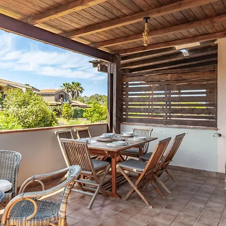Apartment Lovely Near Pelosa W Parking! Stintino