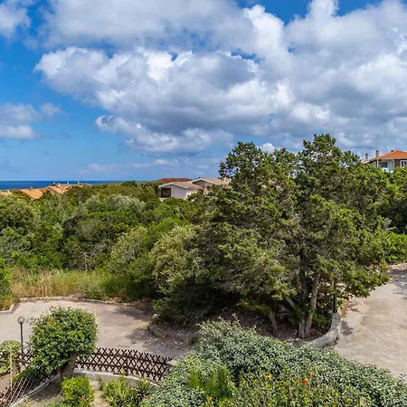Guesthost - Lovely Near Pelosa W Parking! * Stintino